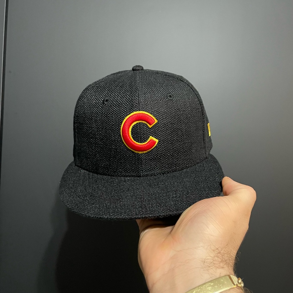 Chicago Cubs Black Canvas Fitted Sz. 7 1/4